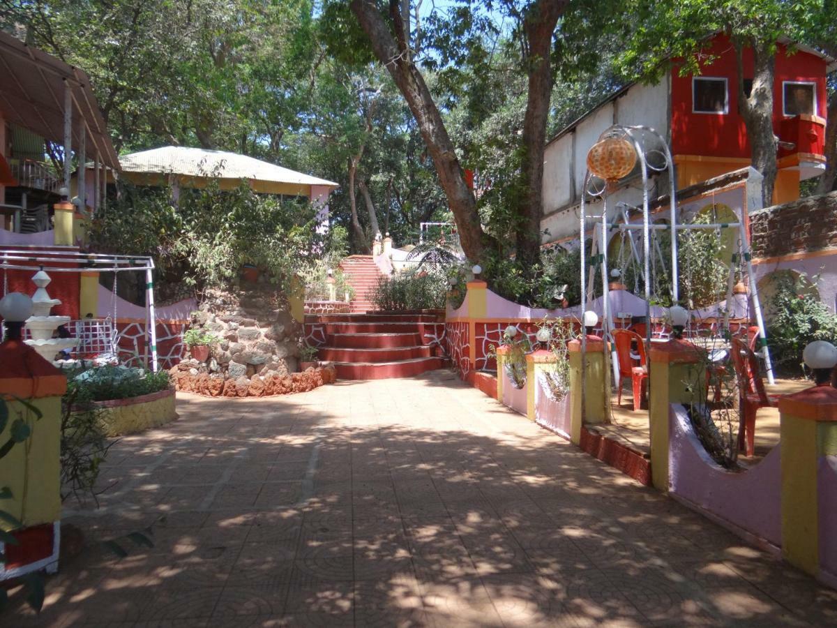Green Hill Resort Matheran Buitenkant foto