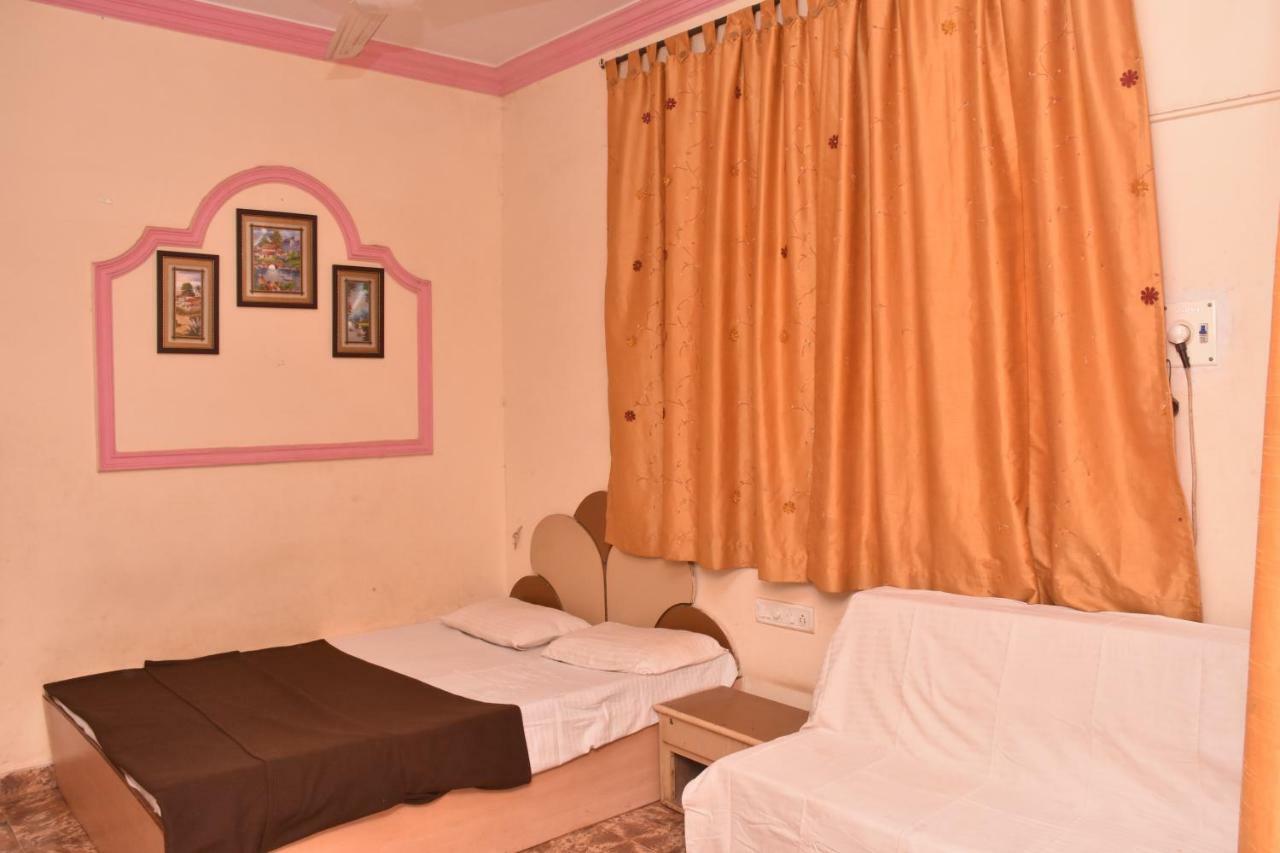Green Hill Resort Matheran Buitenkant foto
