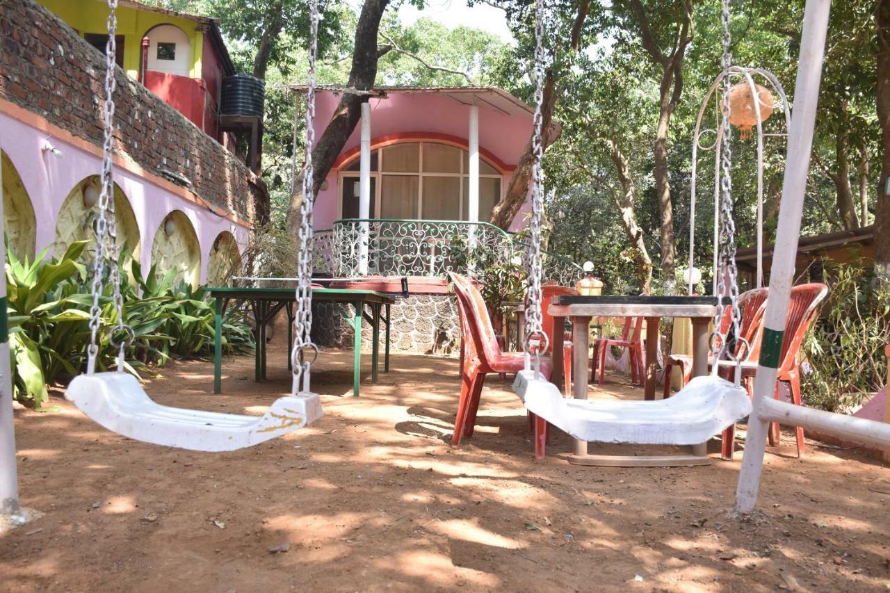 Green Hill Resort Matheran Buitenkant foto