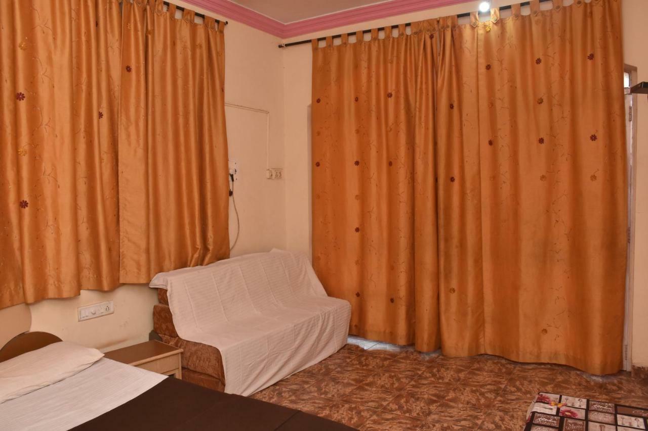 Green Hill Resort Matheran Buitenkant foto