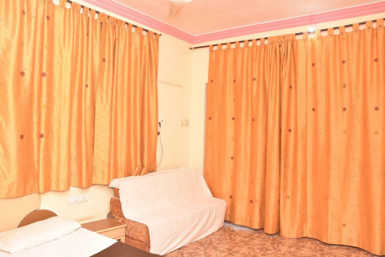 Green Hill Resort Matheran Buitenkant foto