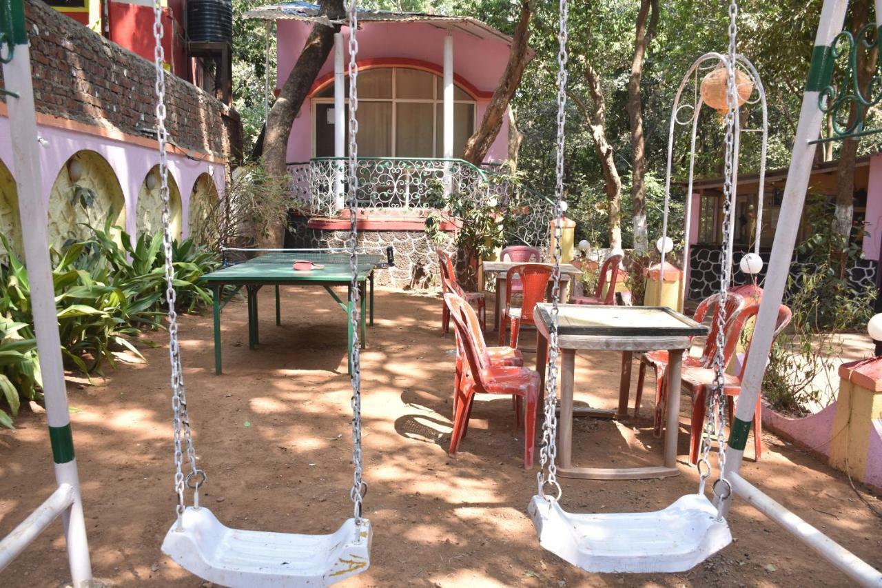 Green Hill Resort Matheran Buitenkant foto