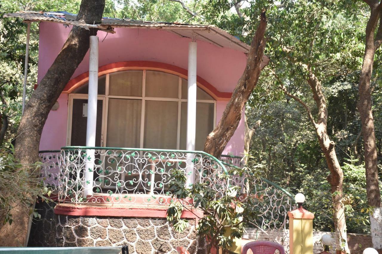 Green Hill Resort Matheran Buitenkant foto